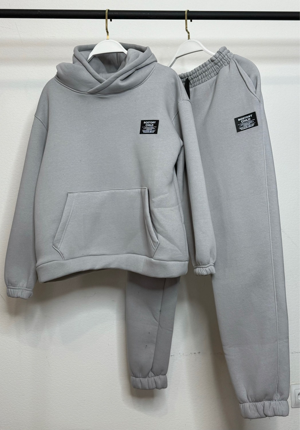 спортивные костюмы на флисе,костюм на флисе,спортивный костюм теплый на флисе,костюм cпортивный с начесом,утепленный спортивный костюм на флисе