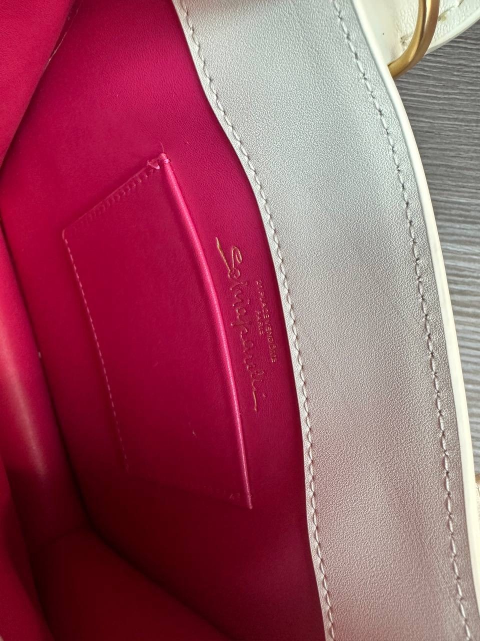 сумка-тоут schiaparelli,сумка женская schiaparelli,сумка schiaparelli,сумка schiaparelli натуральная кожа,женская белая сумка schiaparelli anatomy jewelry