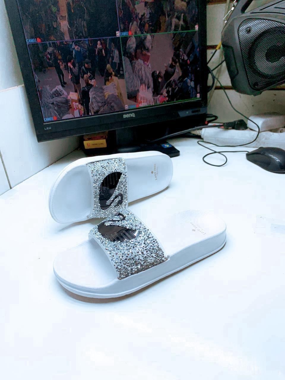 шлепанцы женские,женские тапки,тапочки со стразами женские летние,,женские тапочки