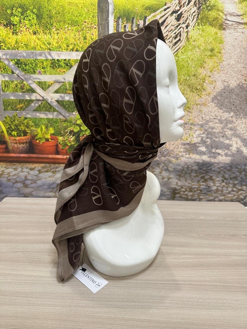 платки диор,шелковые платки,женские платки,платка,платок шелковый на голову