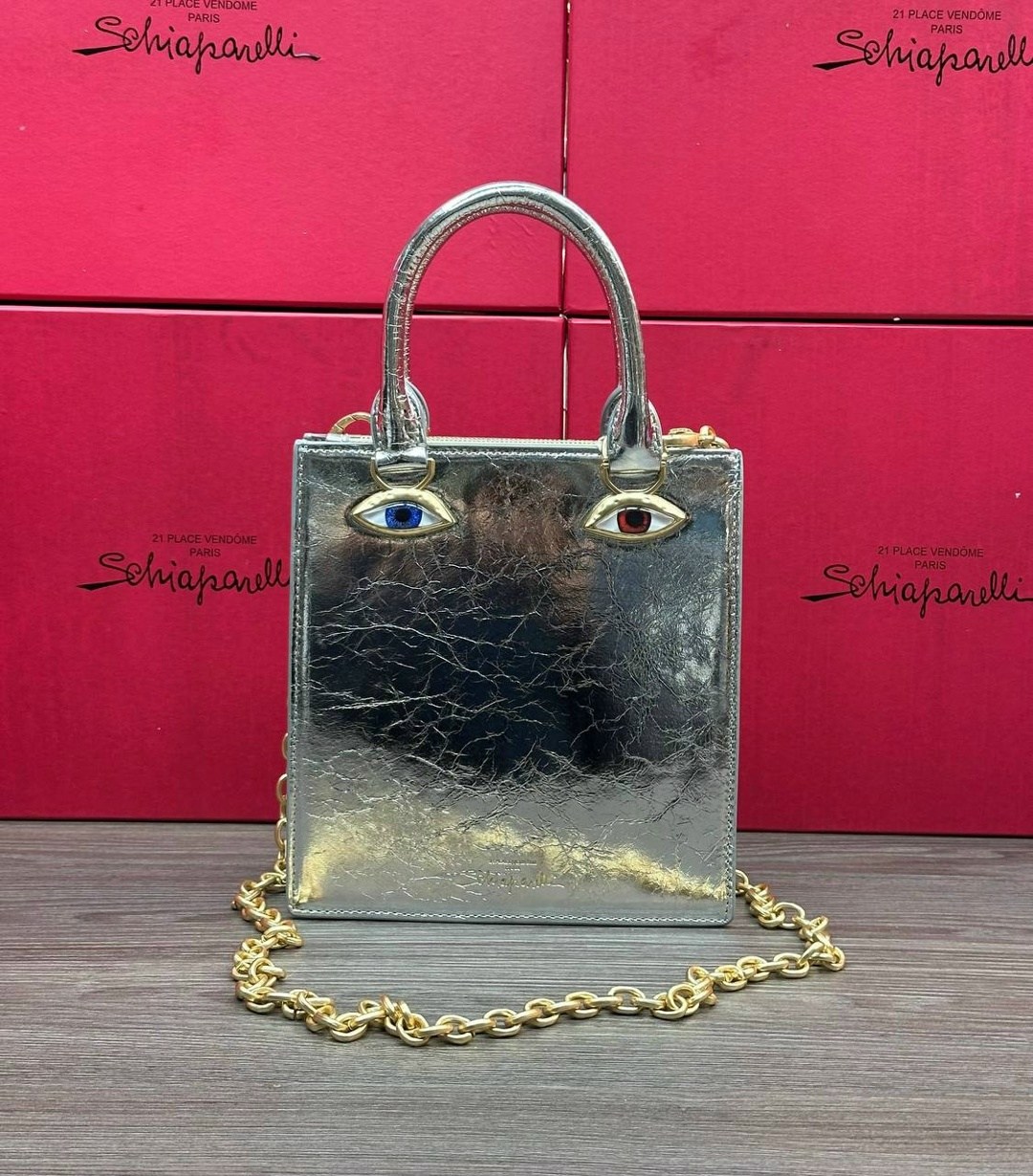 сумка-тоут schiaparelli,сумка schiaparelli,женская сумка schiaparelli,бархатная сумка для глаз schiaparelli premium sense demon,сумка женская shiaparelli & salvador dali