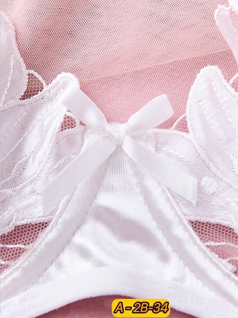 комплект нижнего белья,комплект сексуального нижнего белья,комплект женского нижнего белья,нижнее белье красное,комплект нижнего белье красный