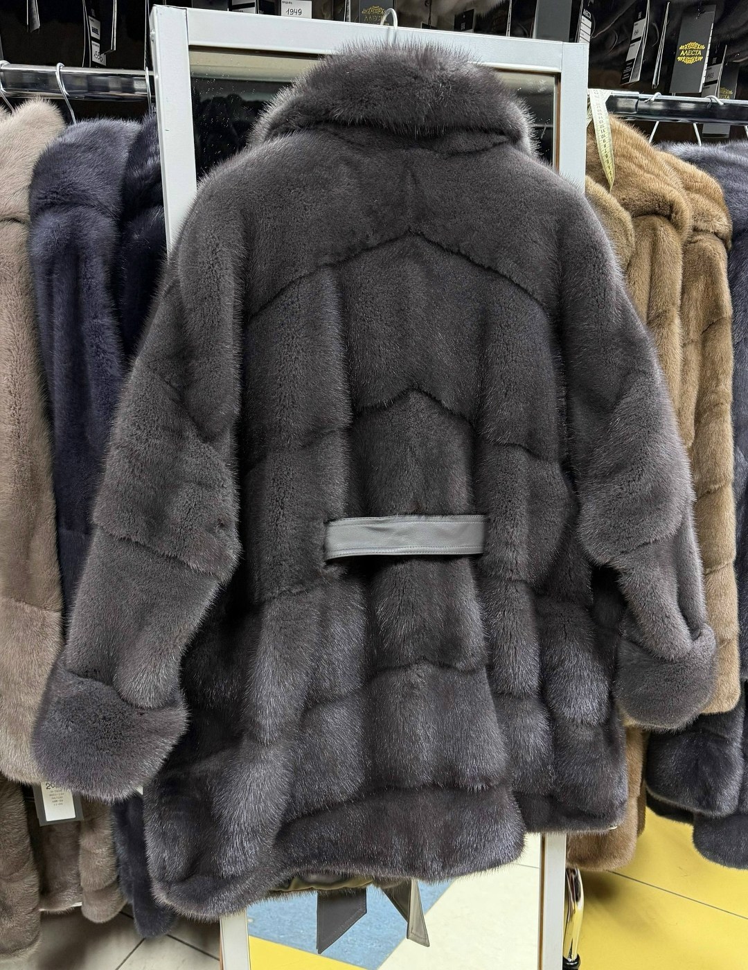 норковая шуба,шубка из меха импортной плюшевой норки с английским воротником,шуба,женская шуба из натурального норкового меха,норковая шуба цвет графит