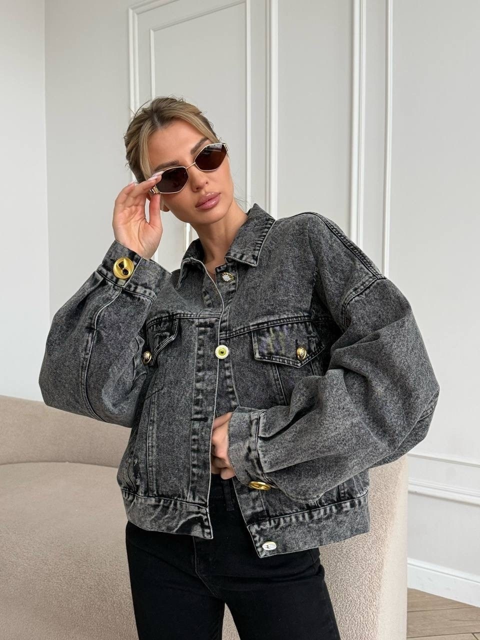 джинсовая куртка,серая джинсовая куртка,джинсовая куртка женская,удлиненная куртка джинсовая оверсайз джинсовка,куртка джинсовая оверсайз