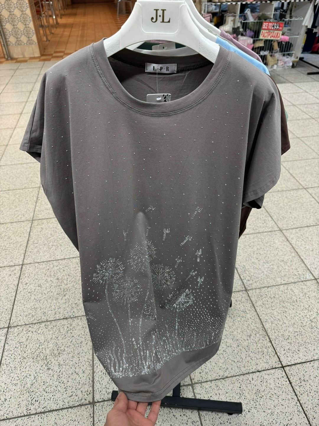 женская футболка,футболка со стразами,женские футболки больших размеров,женские футболки со стразами,футболка