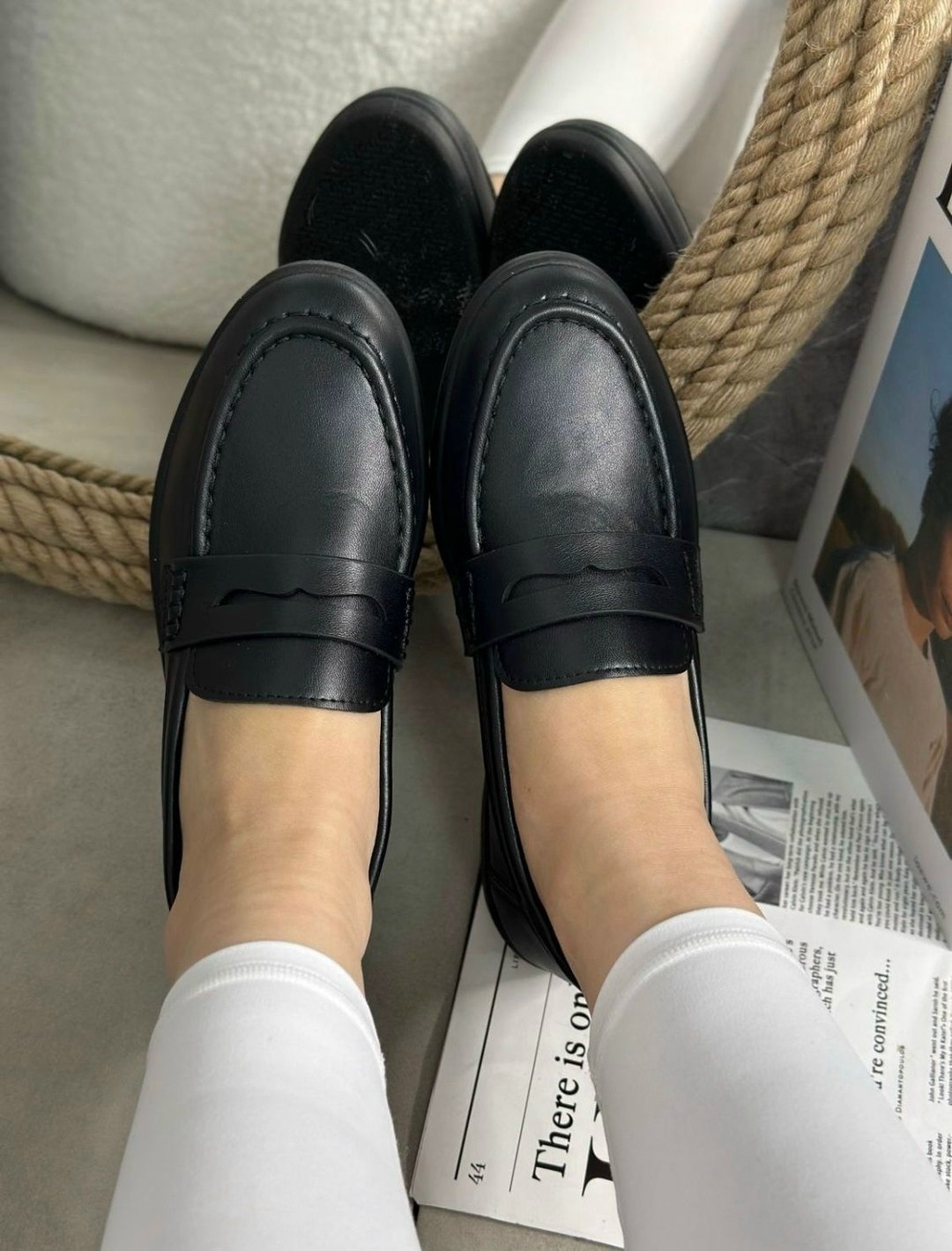 женские лоферы,лоферы белые,, женская,лоферы модные