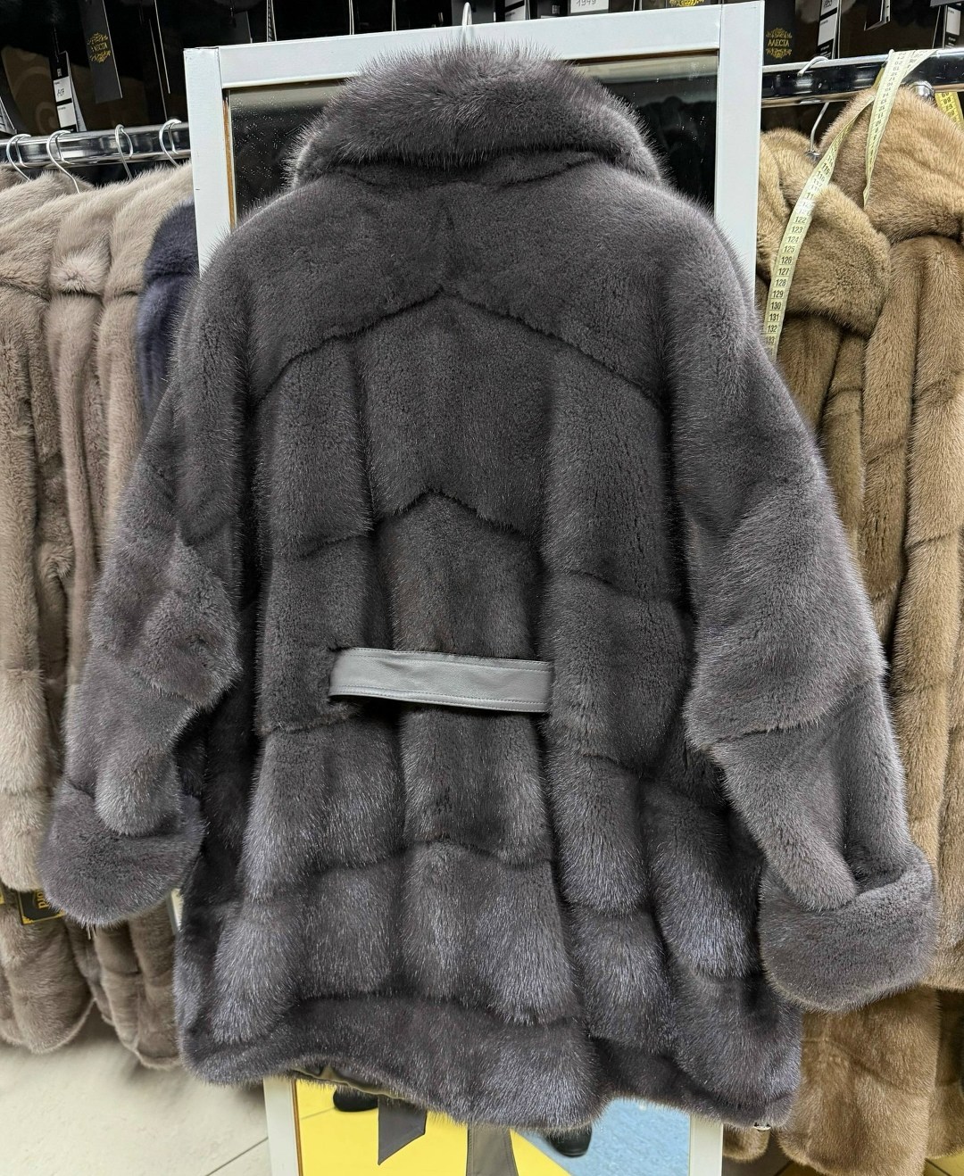 норковая шуба,шубка из меха импортной плюшевой норки с английским воротником,шуба,женская шуба из натурального норкового меха,норковая шуба цвет графит