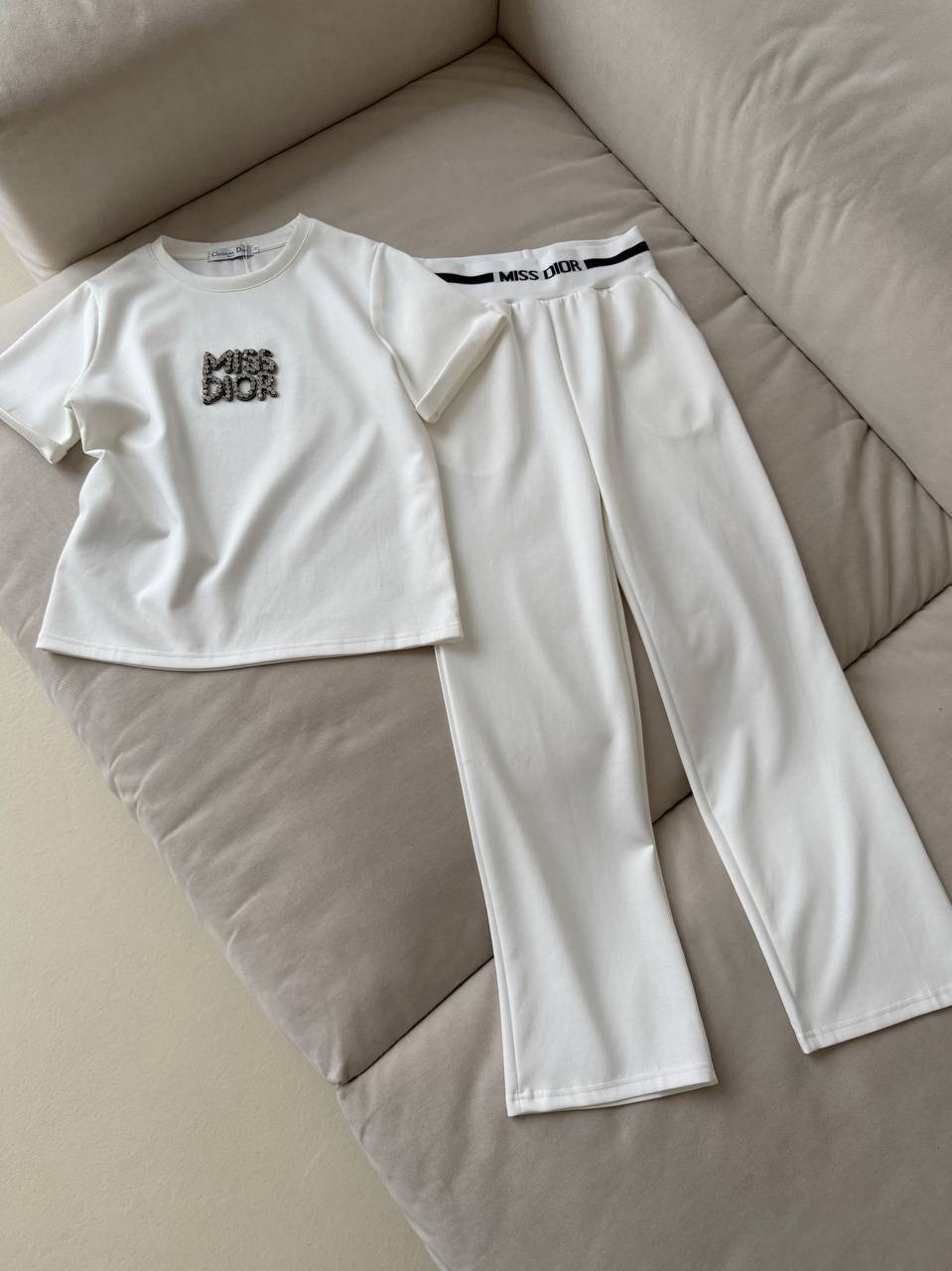 костюм двойка модный,костюм двойка женский брючный,костюм двойка женская,костюм повседневный,женские костюмы