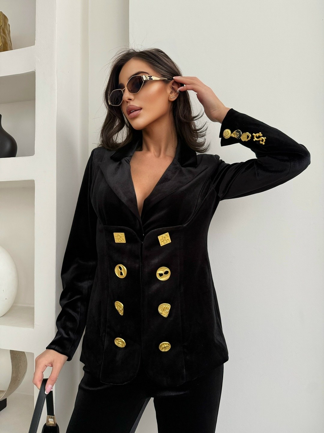 бархатный пиджак,велюровый пиджак женский,черный бархатный пиджак женский,бархатный жакет,бархатный пиджак женский