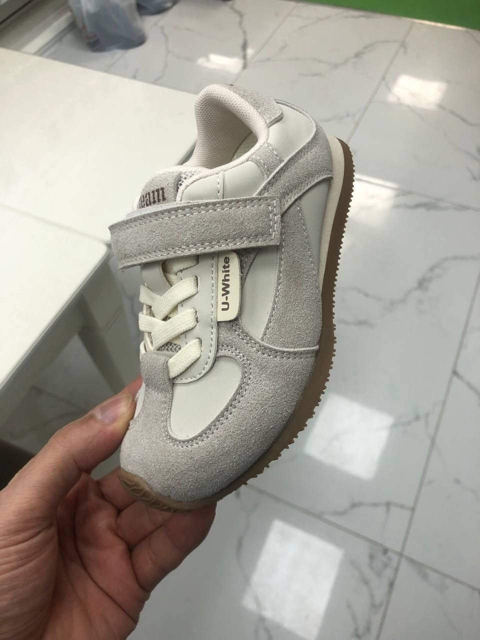 ,детские кроссовки,кроссовки для малыша,кроссовки подростковые,кроссовка