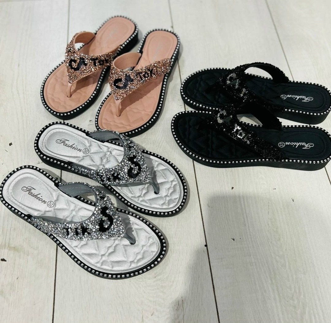шлепанцы женские,,шлепки женские,шлепанцы со стразами,шлепки с бисером