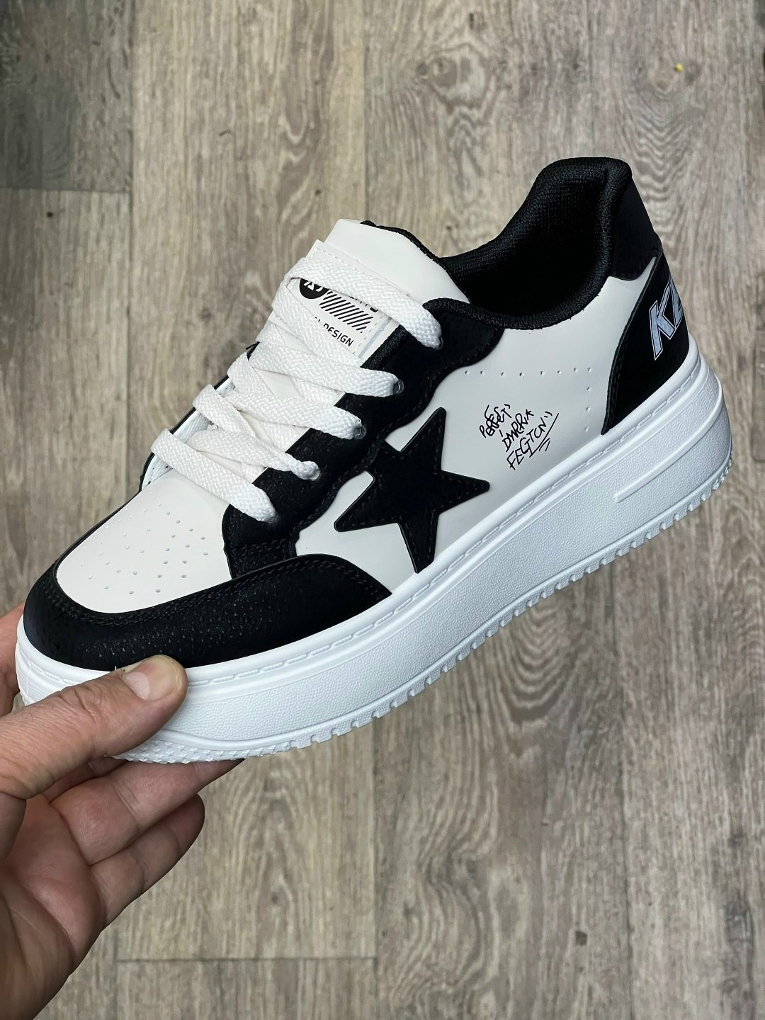 кроссовки женскиe,,кроссовки модные,повседневные кроссовки,кроссовки для женщин