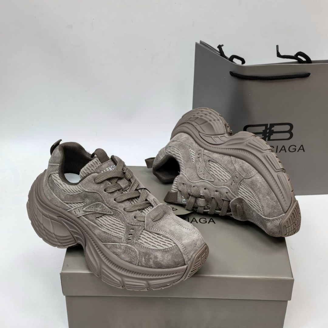 кроссовки женские balenciaga,кроссовки balenciaga,,кроссовки balenciaga triple s,balenciaga triple s sneaker