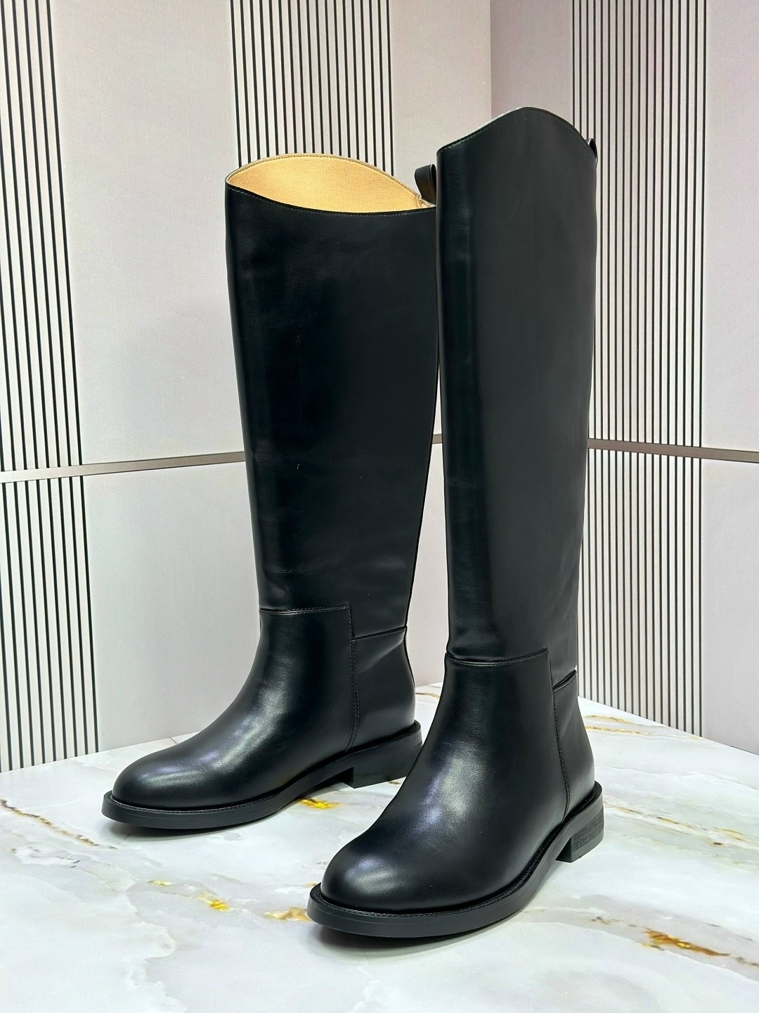 сапоги,,женские сапоги,женские зимние сапоги трубы,сапоги трубы