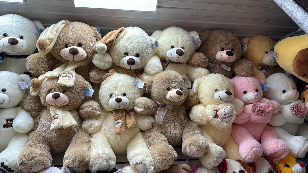 мишки игрушки,плюшевый мишка,плюшевые медведи,плюшевые игрушки,игрушки много