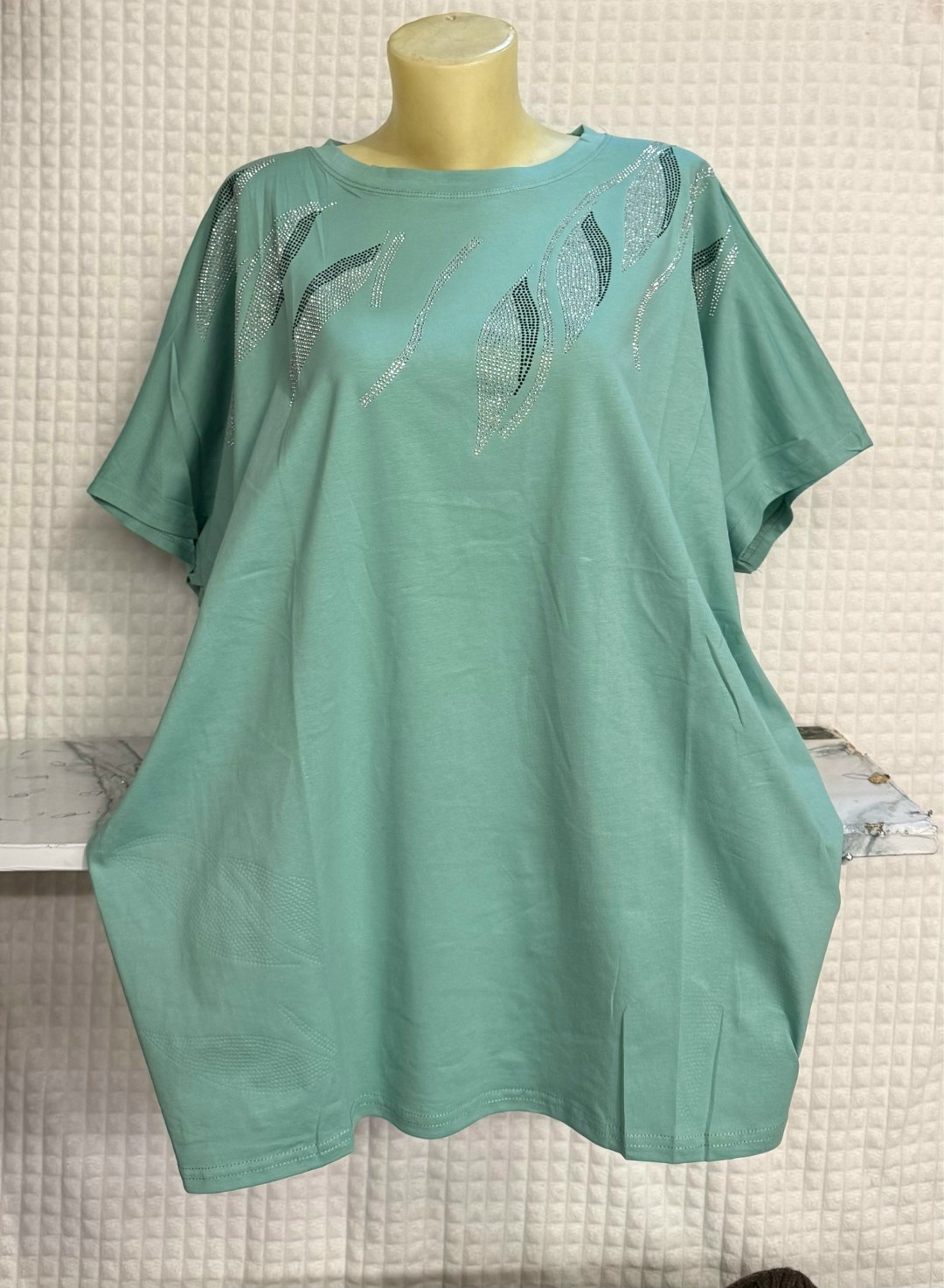 женские футболки больших размеров,футболки женская,футболка больших размеров для женщин,футболки больших размеров,туника нарядная