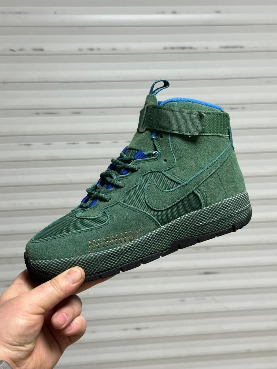 nike air jordan 1 retro high,air jordan 1 retro high og,air jordan 1 mid triple white,nike air jordan 1 retro high og,nike air jordan 1 retro