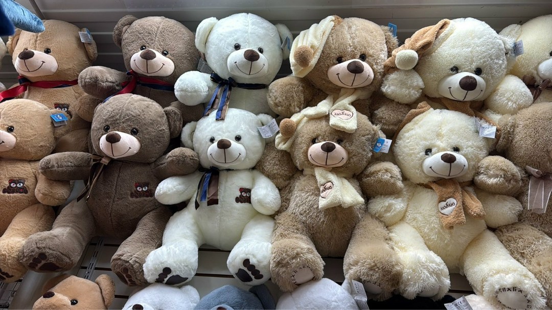 мишки игрушки,плюшевый мишка,плюшевые медведи,плюшевые игрушки,игрушки много