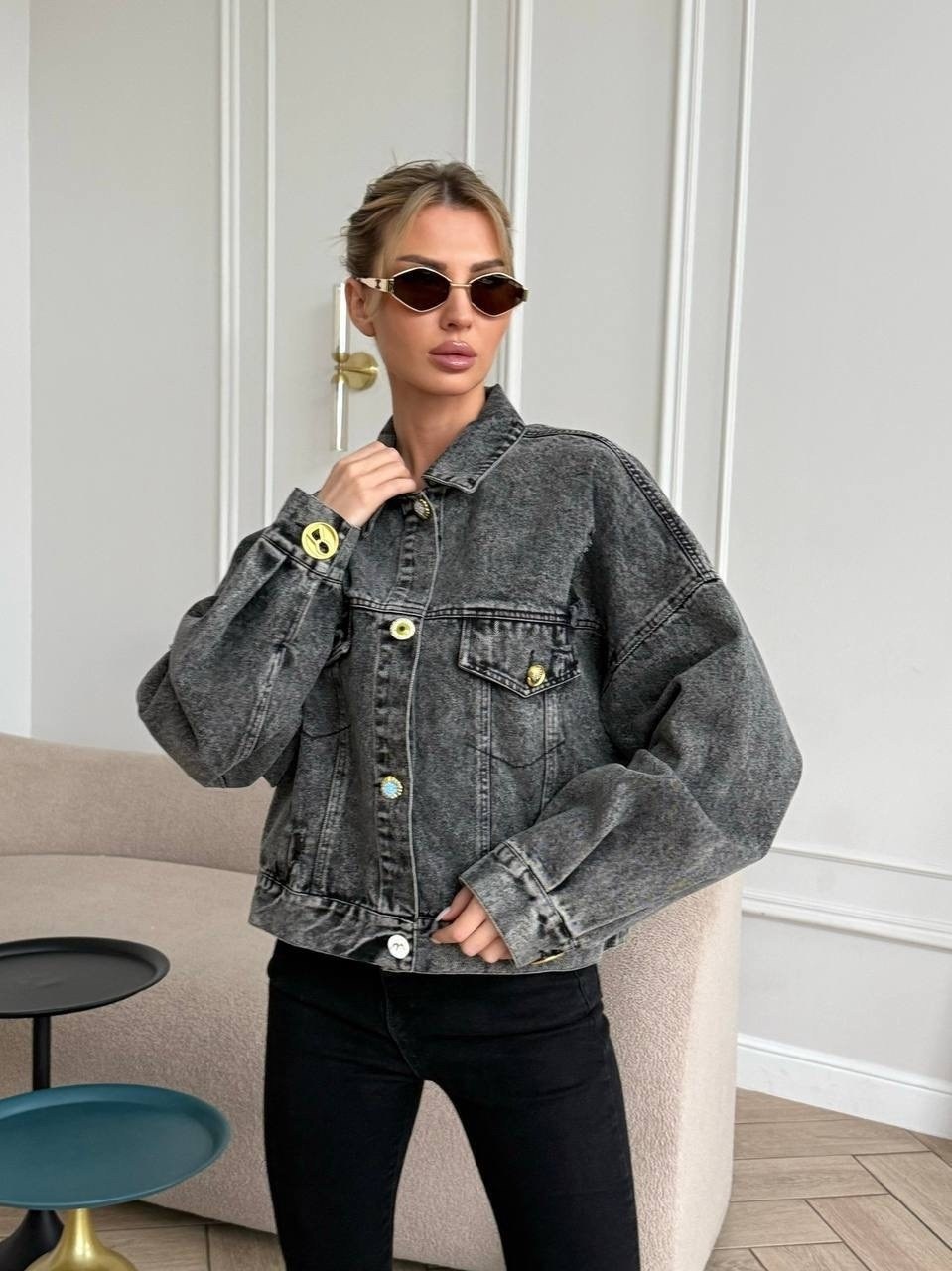 джинсовая куртка,серая джинсовая куртка,джинсовая куртка женская,удлиненная куртка джинсовая оверсайз джинсовка,куртка джинсовая оверсайз