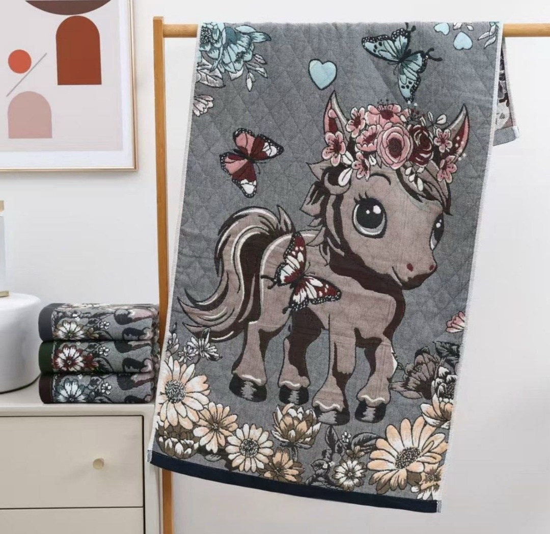 полотенце с лошадками,полотенца с лошадью набор подарочный,мягкое полотенце,полотенце с лошадью банное,полотенце с конем