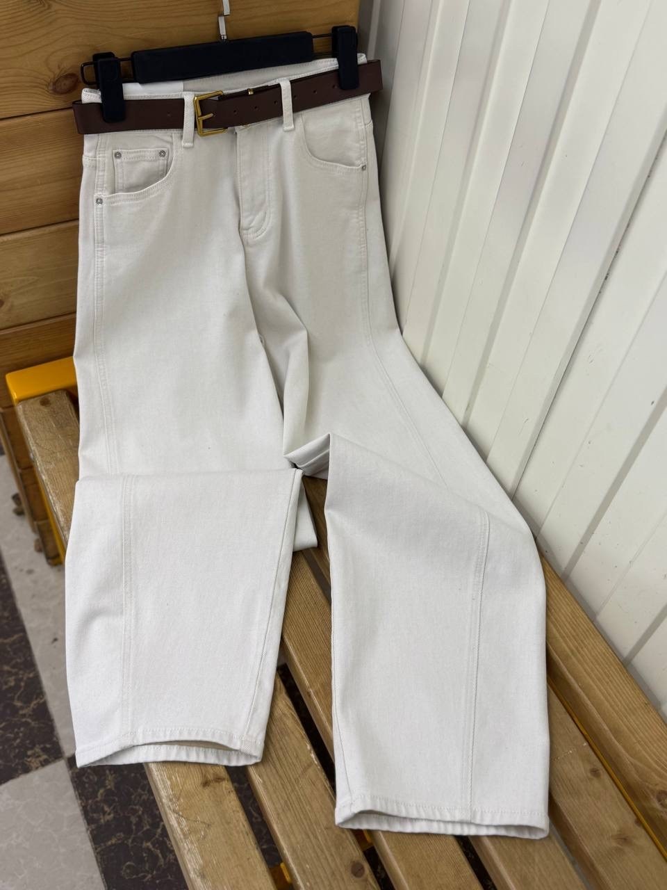 джинсы женские,джинсы широкие,женские широкие джинсы,прямые джинсы,женские джинсы с высокой талией