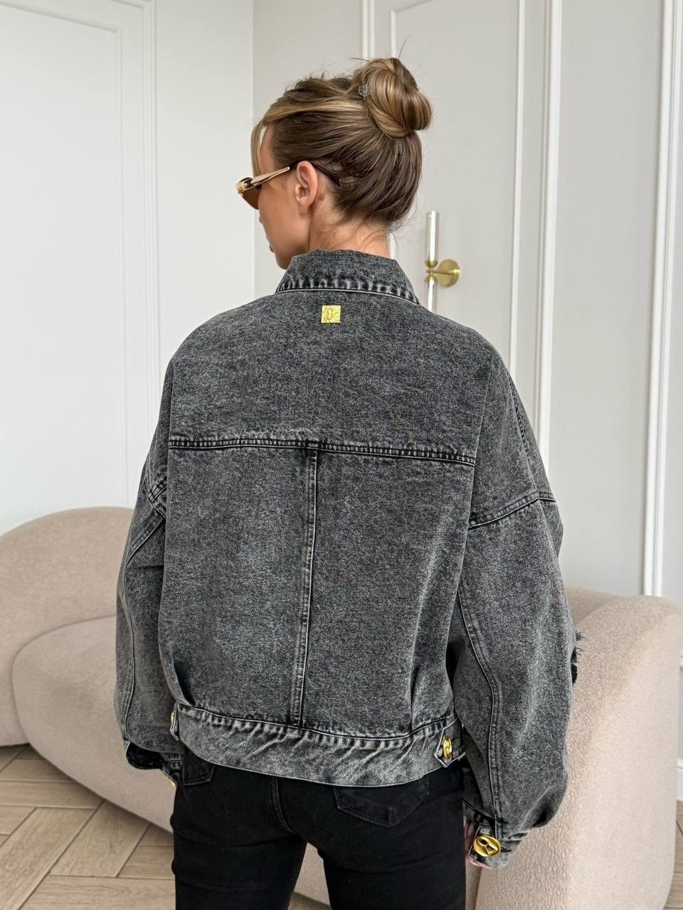 джинсовая куртка,серая джинсовая куртка,джинсовая куртка женская,удлиненная куртка джинсовая оверсайз джинсовка,куртка джинсовая оверсайз