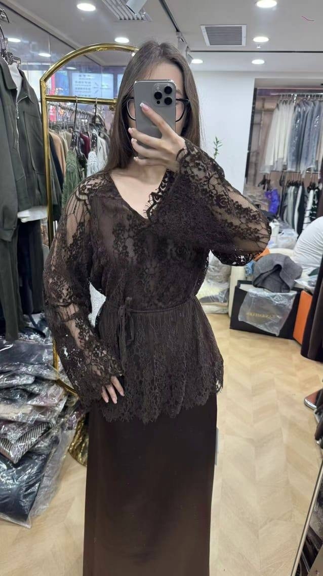 кружевное платье,пеньюар из кружева,кружевная блузка,кружевной халат,кружевное вечернее платье