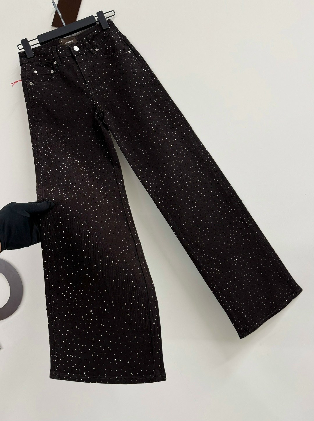 джинсы со стразами,джинсы sandrine,джинсы chanel,джинсы женские zolla 22333710v06199d0 черные,женские джинсы