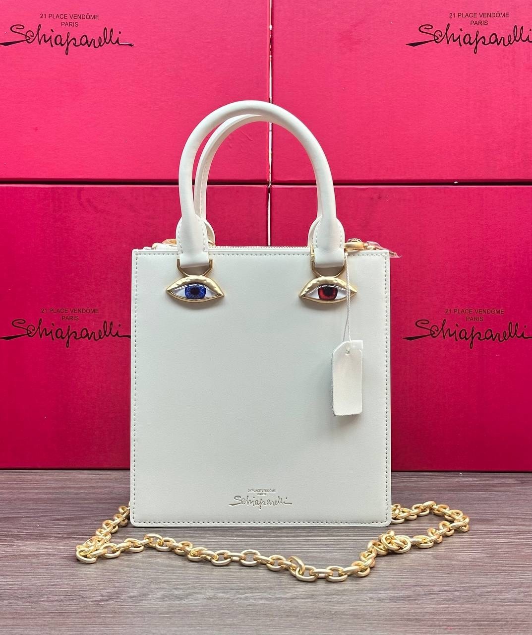 сумка-тоут schiaparelli,сумка женская schiaparelli,сумка schiaparelli,сумка schiaparelli натуральная кожа,женская белая сумка schiaparelli anatomy jewelry