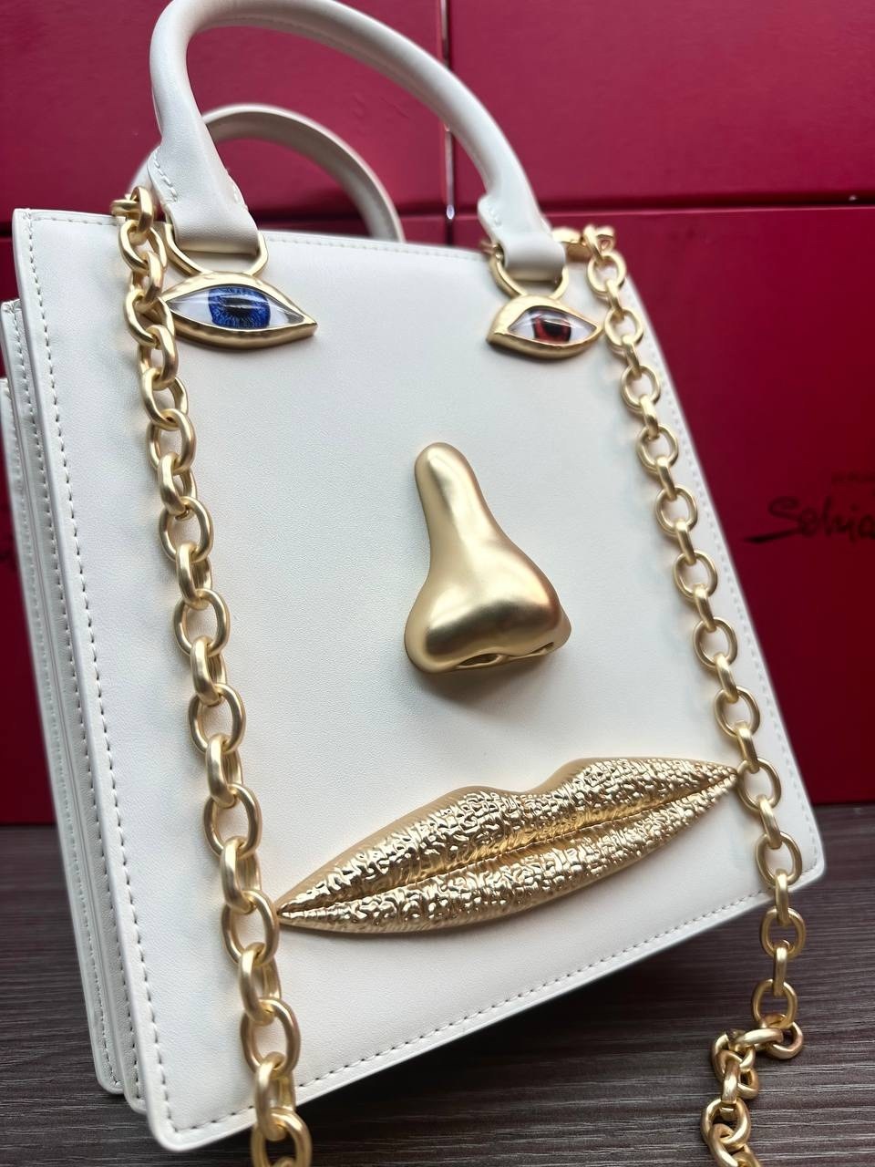 сумка-тоут schiaparelli,сумка женская schiaparelli,сумка schiaparelli,сумка schiaparelli натуральная кожа,женская белая сумка schiaparelli anatomy jewelry