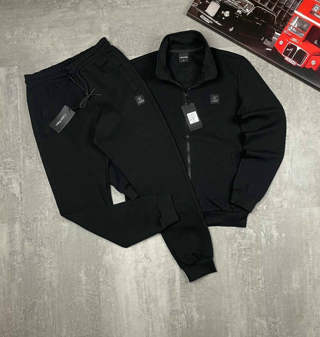 спортивный костюм dolce gabbana,gabbana спортивный костюм,спортивный костюм дольче габбана мужской,спортивный костюм мужской,костюм dolce gabbana мужской спортивный