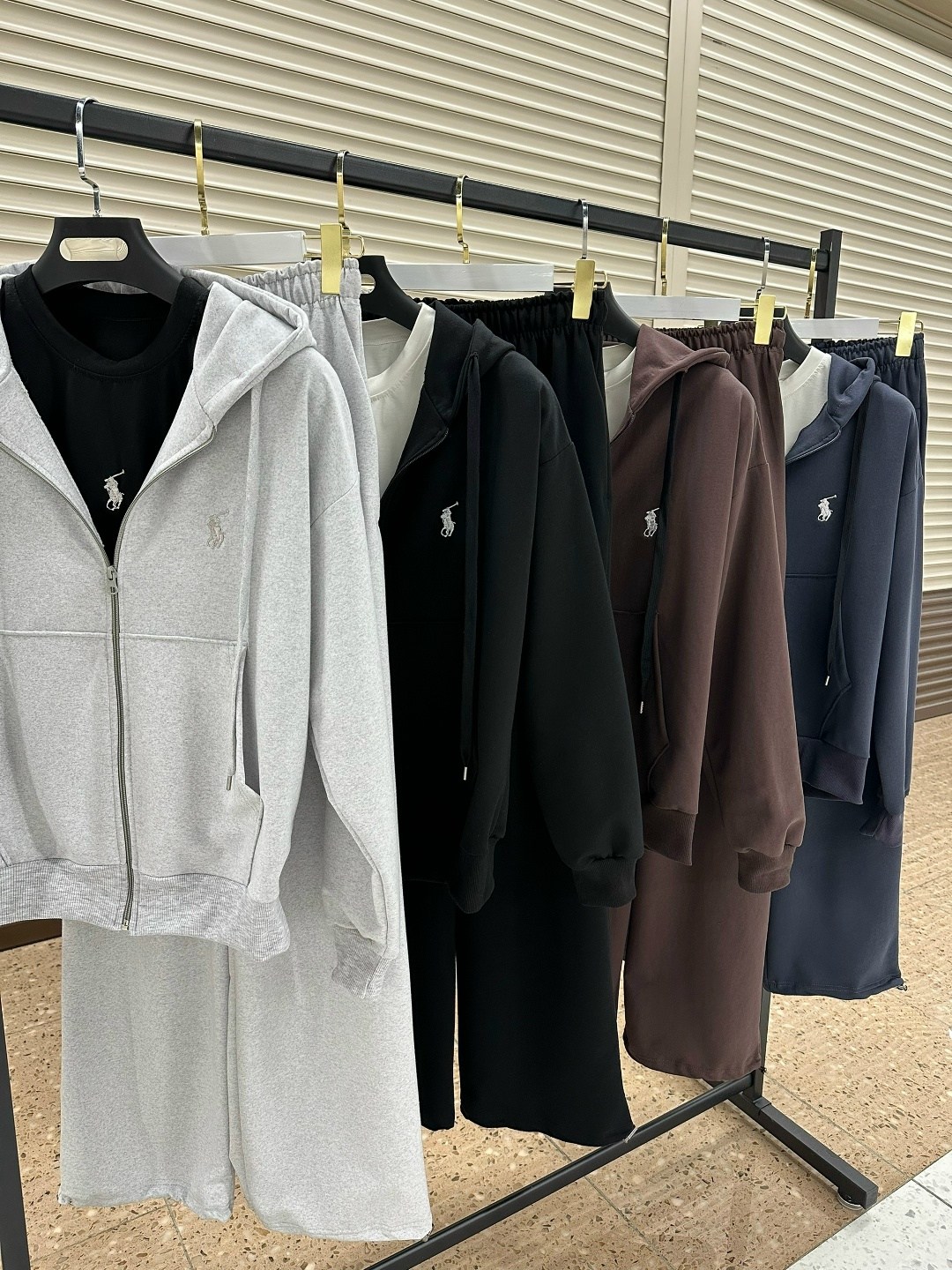 костюм на флисе,костюм спортивный женский,женский костюм на флисе,костюм женский,спортивный костюм