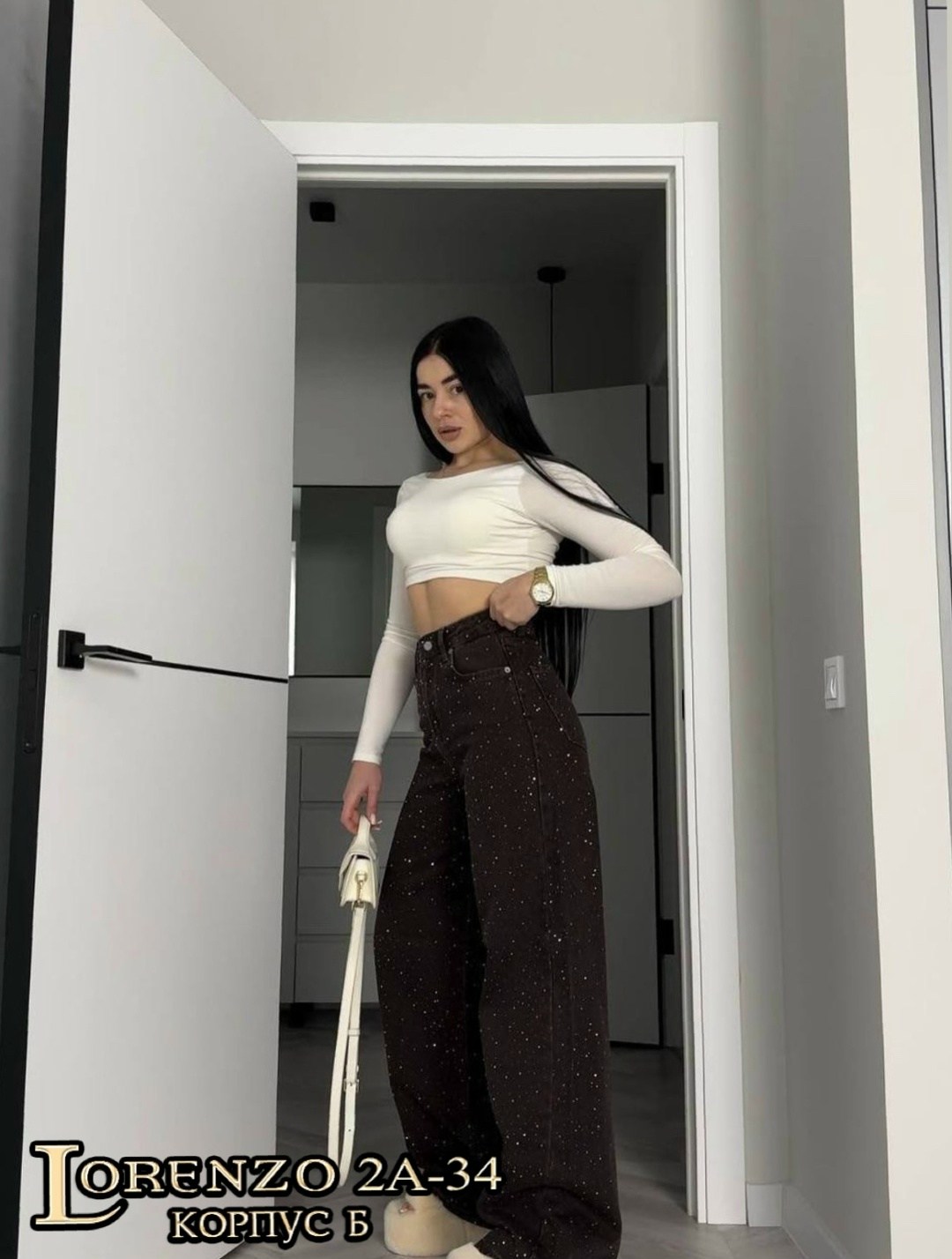 джинсы со стразами,джинсы труб со стразами,джинсы клеш со стразами h&a collection,джинсы женские,женские джинсы со стразами