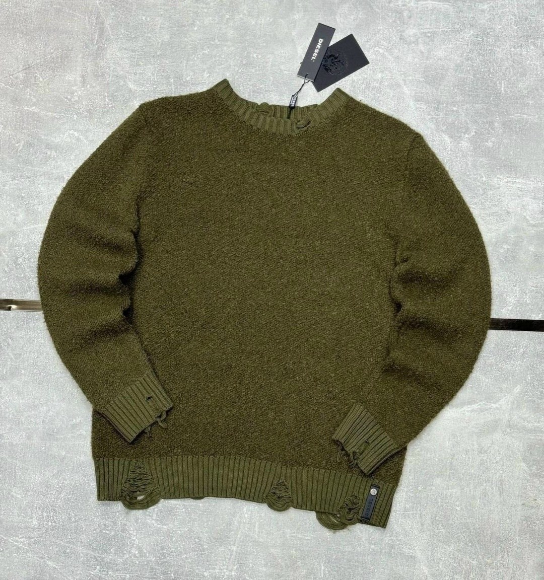 мужской свитер,стильный свитер,бежевый свитер,свитер прада мужской,свитер