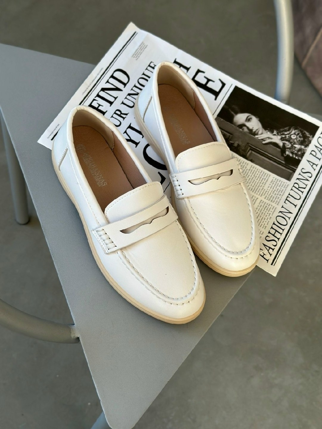 женские лоферы,лоферы белые,, женская,лоферы модные