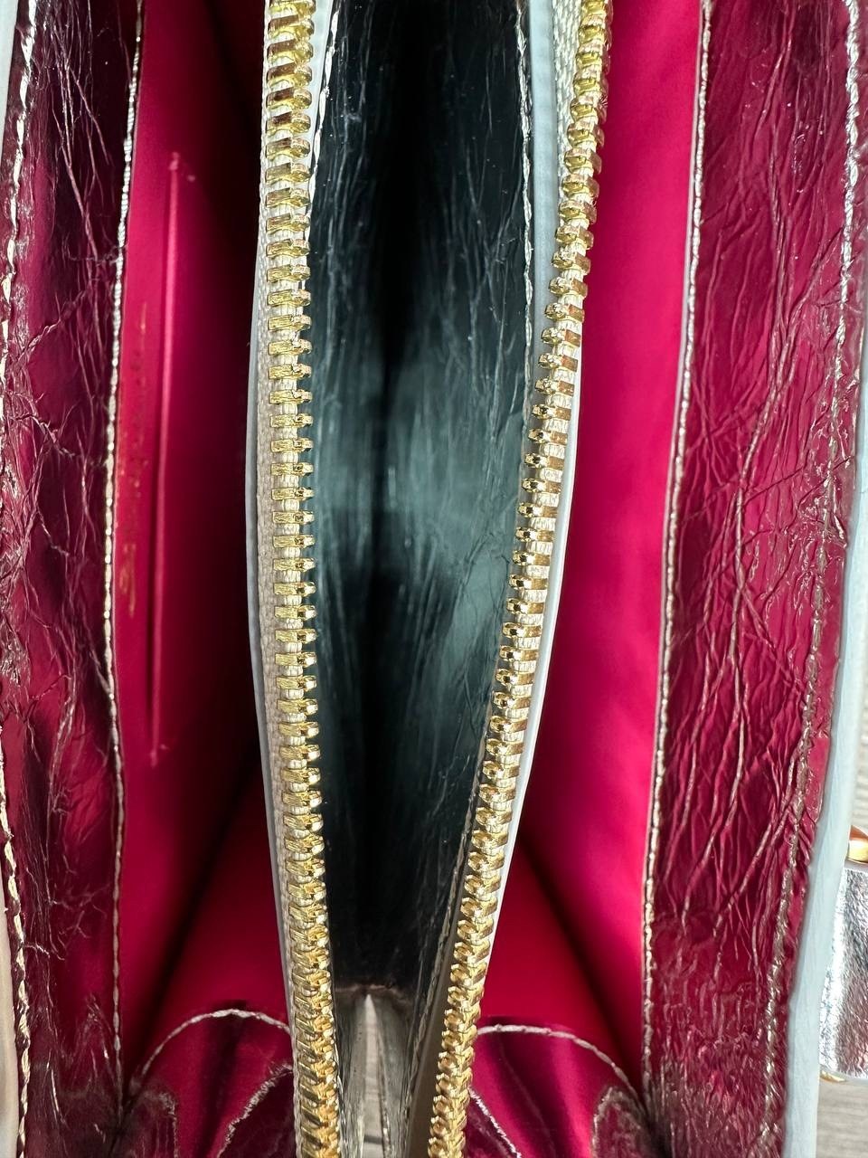 сумка-тоут schiaparelli,сумка schiaparelli,женская сумка schiaparelli,бархатная сумка для глаз schiaparelli premium sense demon,сумка женская shiaparelli & salvador dali