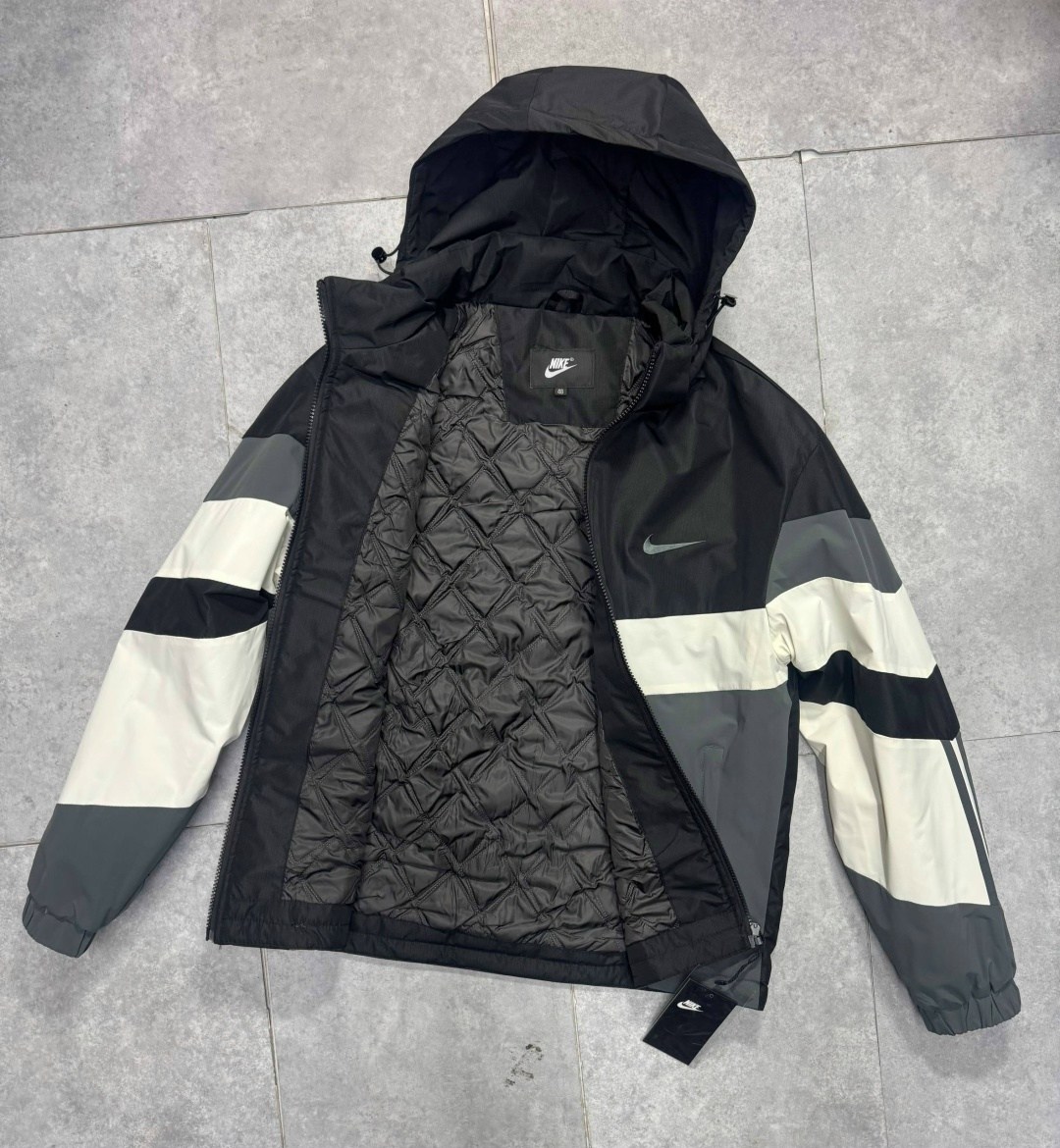 ветровка burberry,куртка burberry,куртка burberry мужская,куртка burberry мужская осенняя удлинённая с капюшоном,повседневная куртка