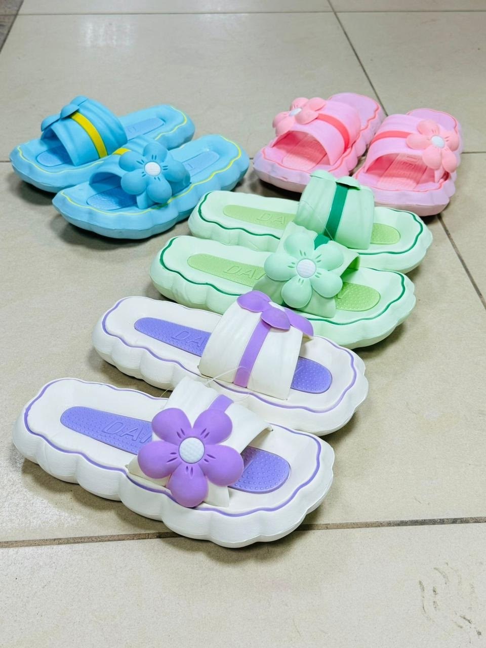 ,шлепанцы детские,тапки женские,тапочки смайлики,шлепанцы женские со смайликом