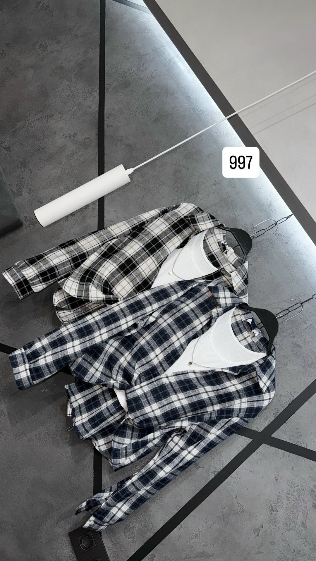 женская рубашка в клетку,клетчатая рубашка женская,рубашка оверсайз в клетку удлиненная,рубашка в клетку оверсайз kako govana,рубашка в клетку оверсайз y2k thirteen brand