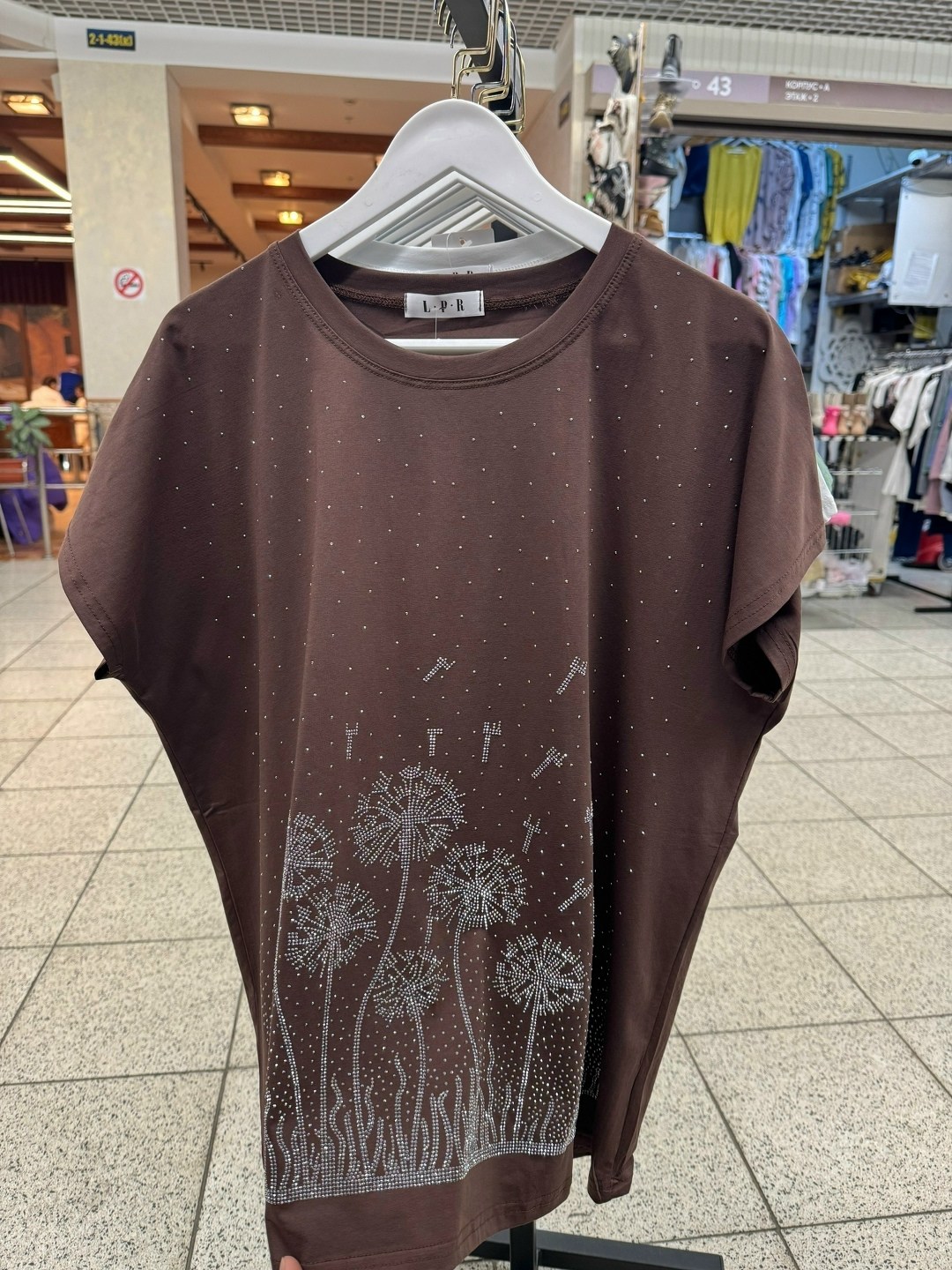 женская футболка,футболка со стразами,женские футболки больших размеров,женские футболки со стразами,футболка