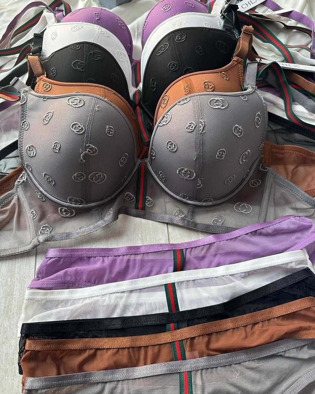 комплект нижнего белья,комплект белья женский,комплект нижнего белья женские,нижне бельё женское,комплект белья