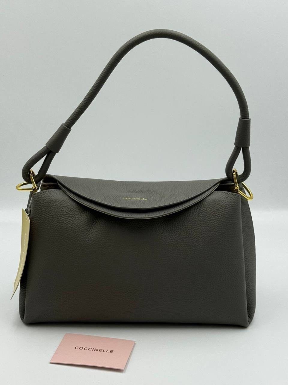 coccinelle сумка,сумка женская coccinelle e5 mrf 52 01 01 светло-серая,сумка женская coccinelle,женская сумка,сумка