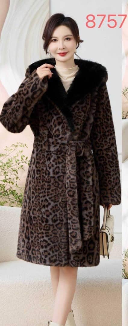 женская шуба из натурального меха кролика рекс с леопардовым принтом,шуба lawinter модель 54938 цвет леопард,длинное леопардовое пальто из искусственного меха,леопардовая шуба эко,леопардовая шуба дли