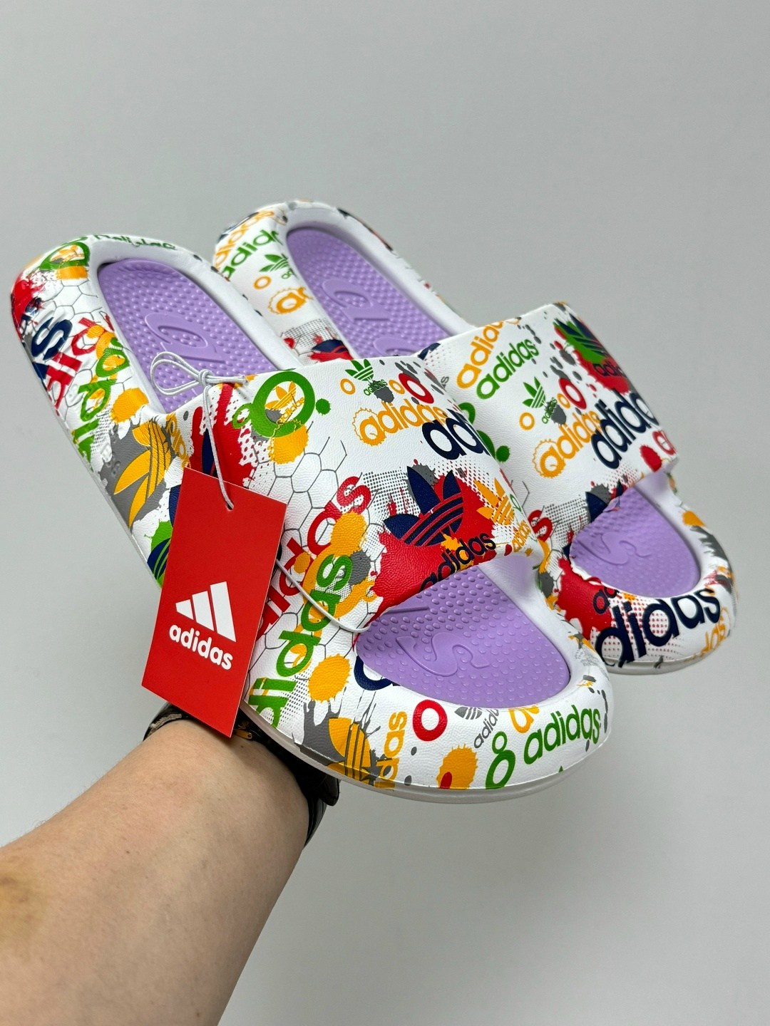 шлепанцы adidas,сланцы adidas adilette comfort w gw8678,шлепки адидас бежевые,adidas adilette comfort slides,