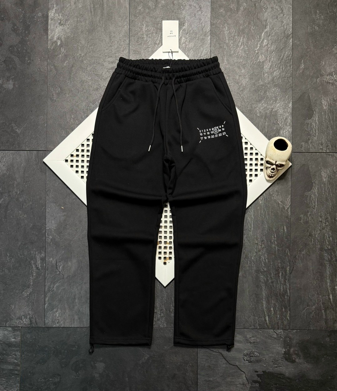 штаны модные,брюки спортивные мужские,спортивные брюки,спортивные штаны,брюки мужские модные