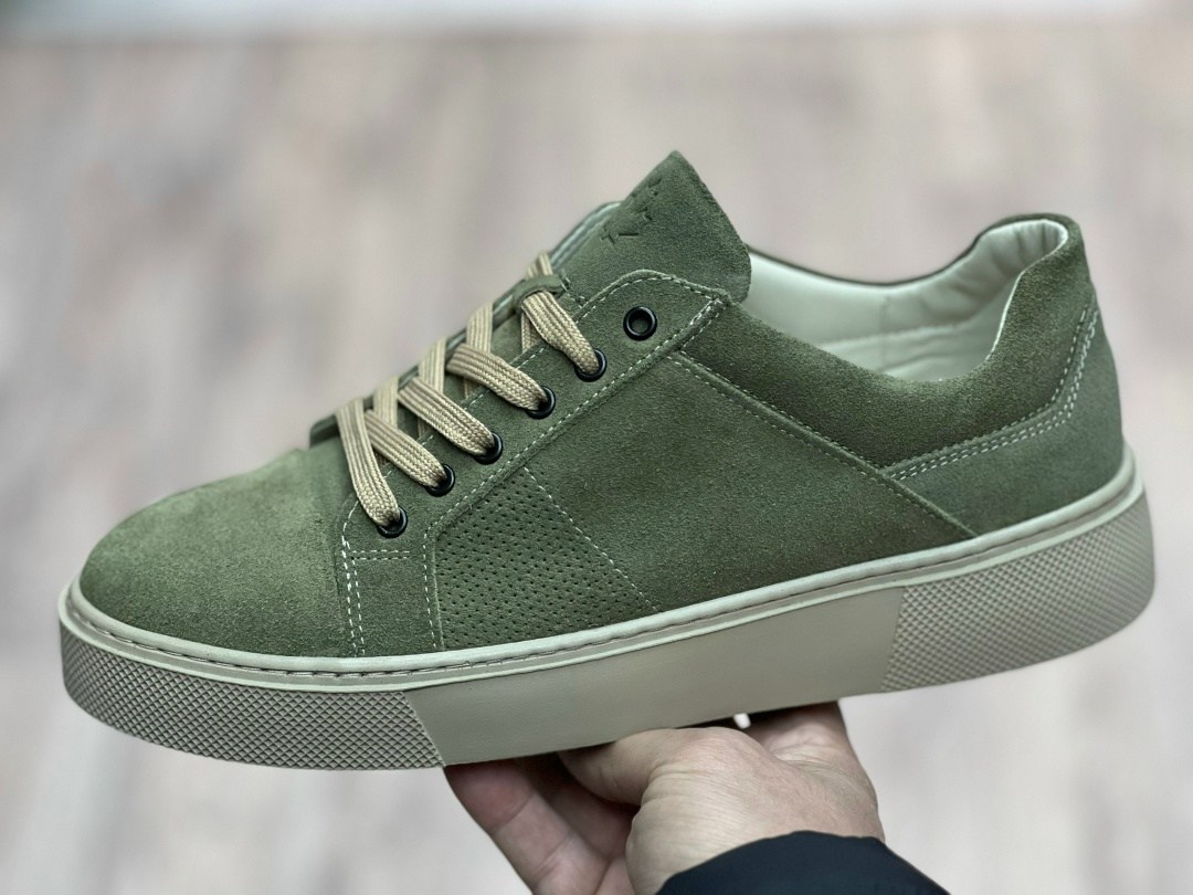 ,замшевые кеды,замшевые кроссовки,обуви,повседневные кеды