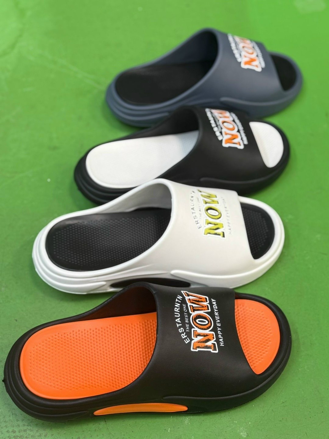 мужские шлепанцы,,спортивные тапочки,шлепанцы для мужчин,мужские тапочки