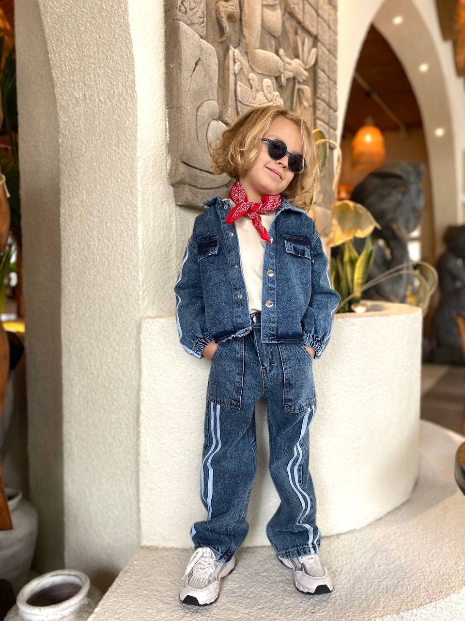 комбинезон джинсовый для девочек,джинсовый костюм для девочки,джинсовые комбинезоны,костюм джинсовый,детский джинсовый комбинезон