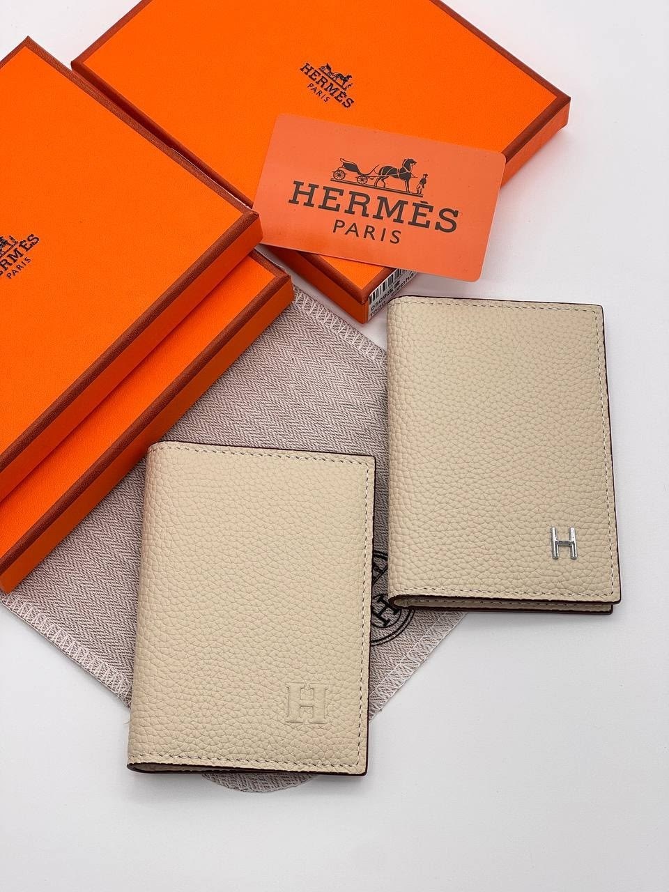 hermes обложка для паспорта,hermes кошелек,кардхолдер hermes,бумажник hermes,портмоне hermes