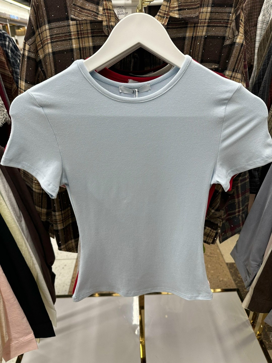 женская футболка,женская футболка бордовый,футболка бордовая,футболки для женщин,базовая женская футболка